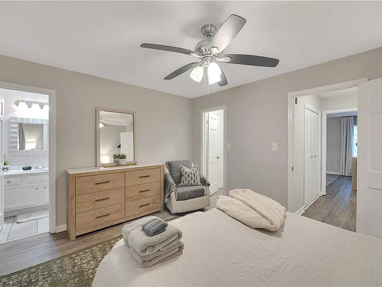 4542 Coopers Creek Pl SE — Photo 8