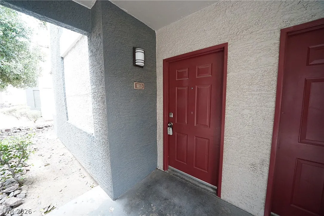 2 bed, 2.0 bath, 998 sqft, $1,495 — Photo 3