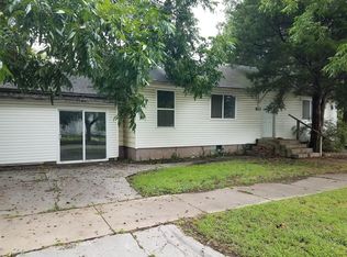 813 3rd Ave NE, Miami, OK 74354