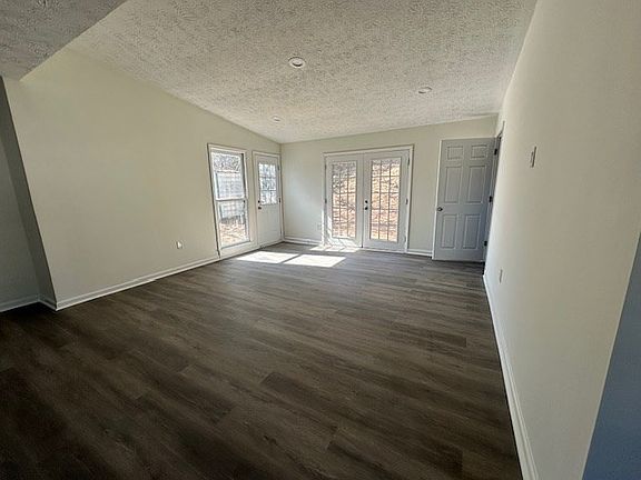 5th image of 6629 Benson Dr