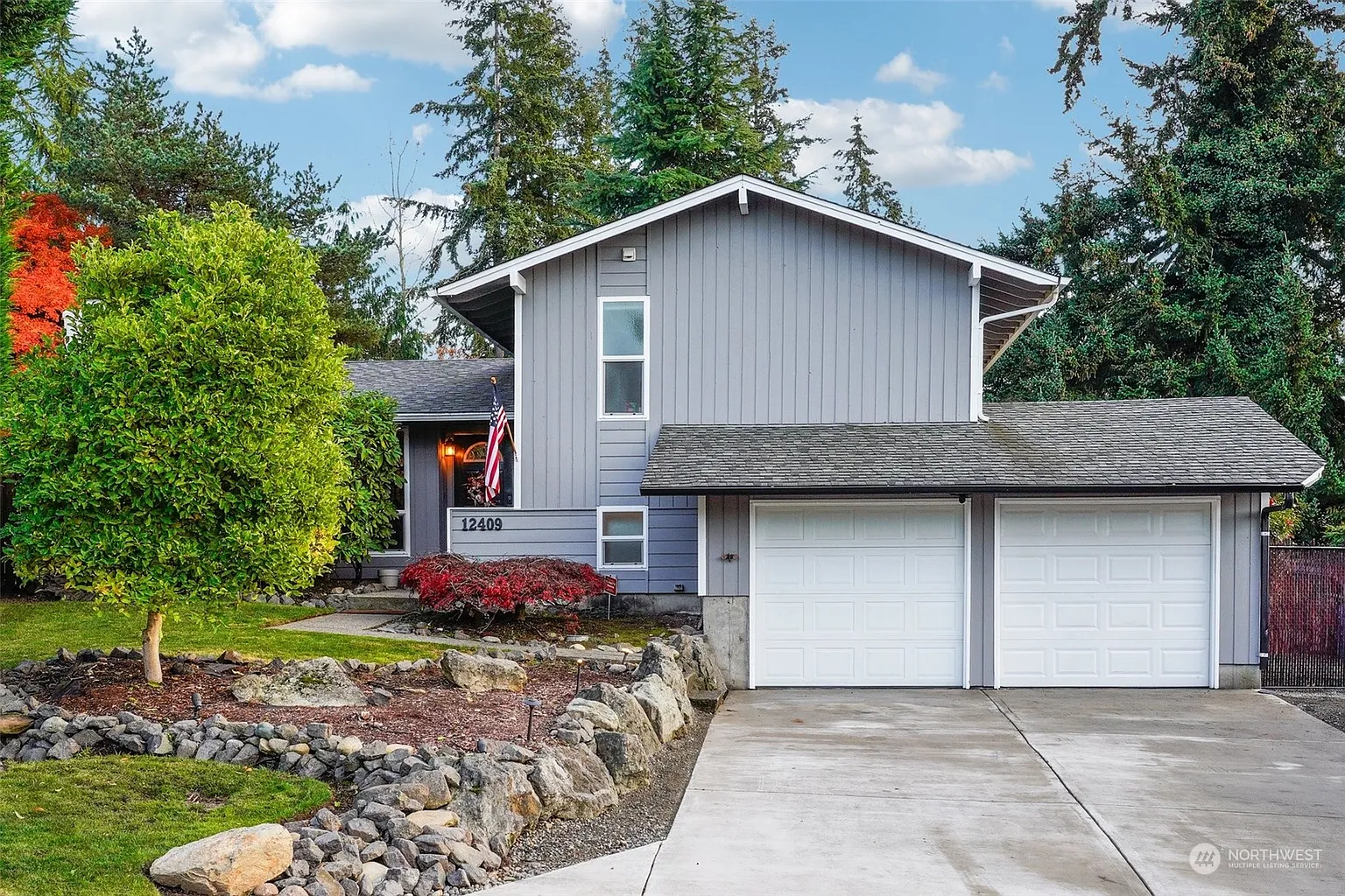 12409 SE 210th Place photo 1