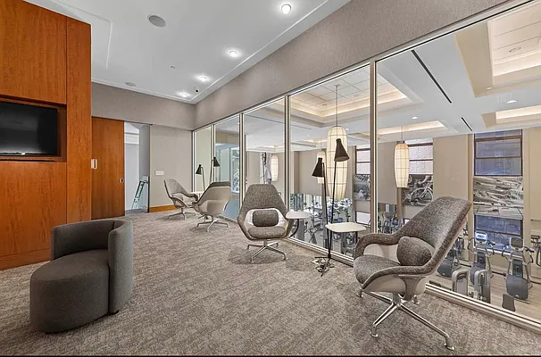 Rented by Level Group | media 10