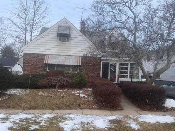 715 Rosewood Ave, Roselle, NJ 07203