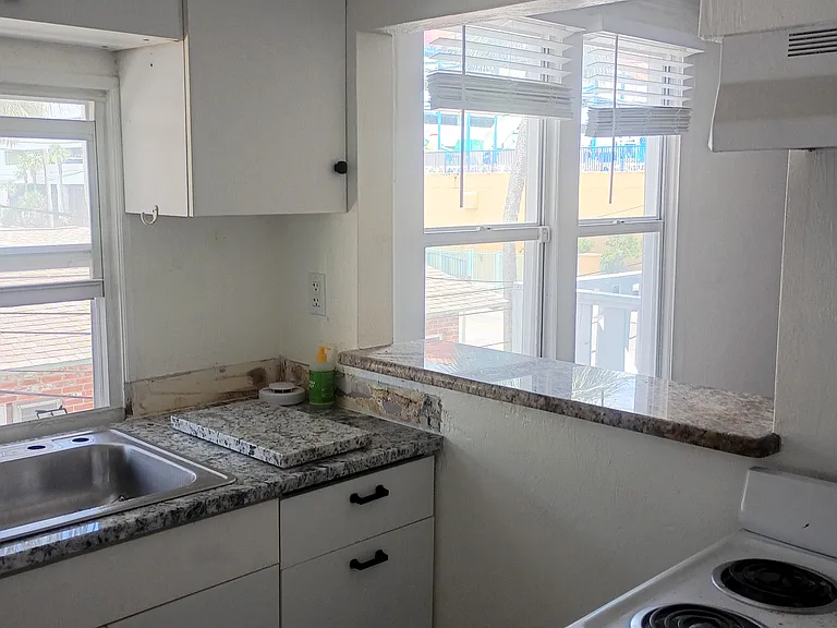 611 Ora St #4 — Photo 14