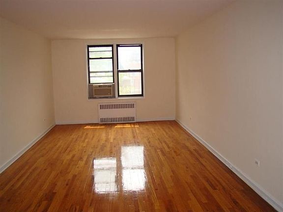 4th image of 6730 Dartmouth St