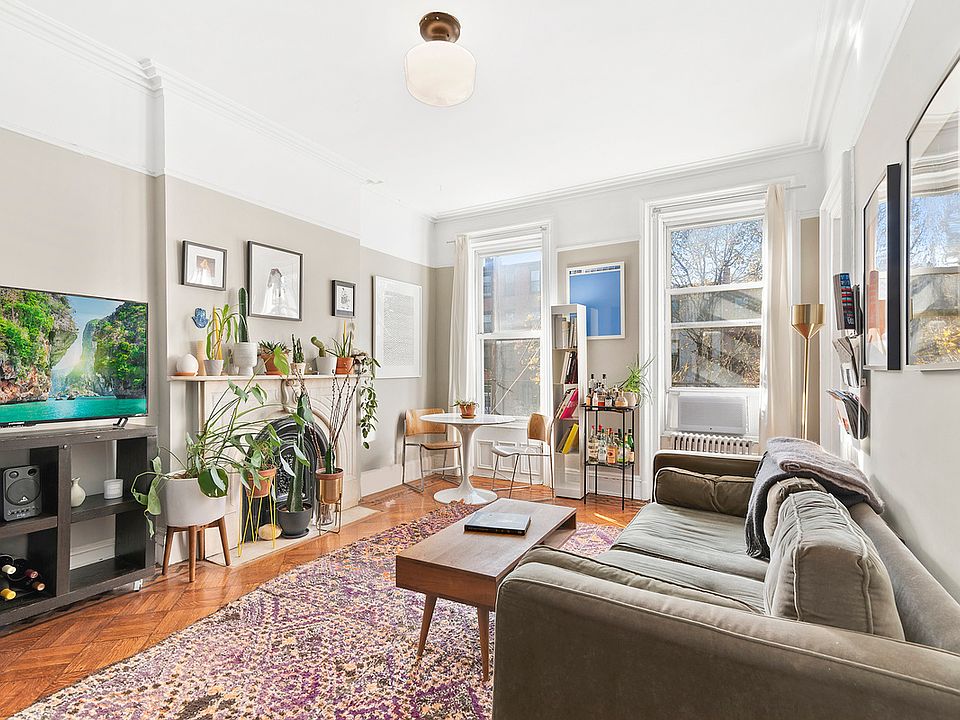 1st image of 418 Grand Ave APT 3