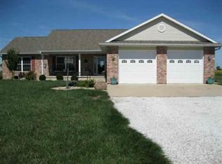 13400 N 1150th Rd, Macomb, IL 61455