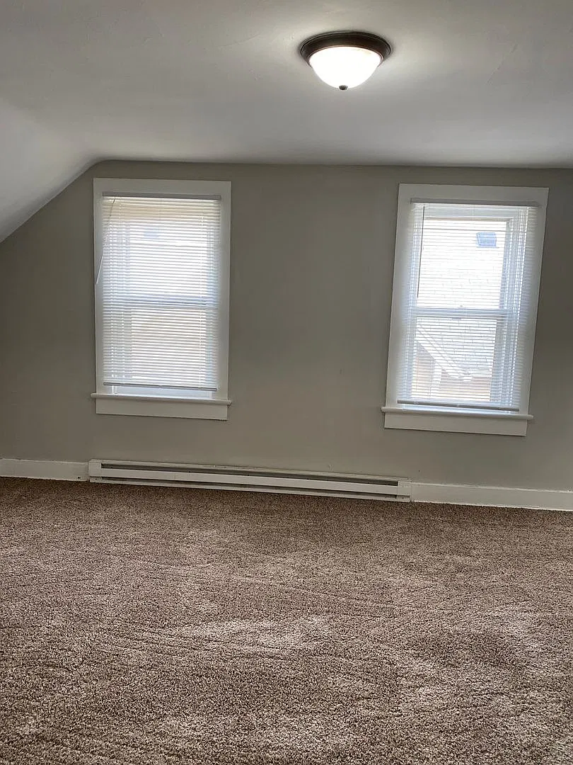 426 Huffman St — Photo 2