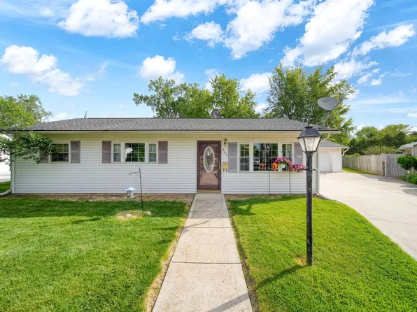 445 March Dr, Adrian, MI 49221