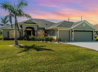 13049 SW Pembroke Cir S, Lake Suzy, FL 34269