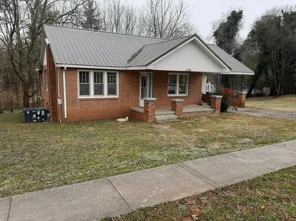 1108 Jones St, Athens, TN 37303