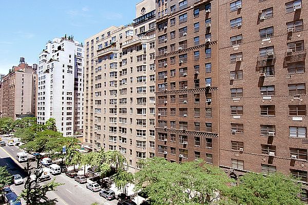 1st image of 230 E 79th St APT 6C
