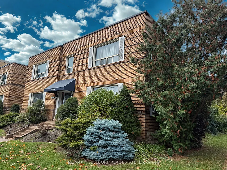 1377 Bayview Ave #1
