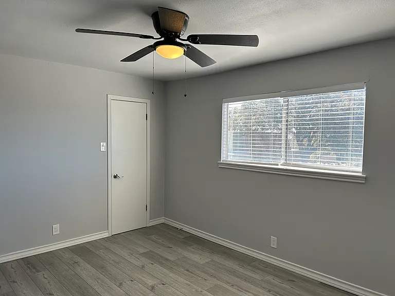 2nd bedroom, light filled room