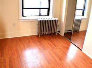 1148 30th Rd, Astoria, NY 11102