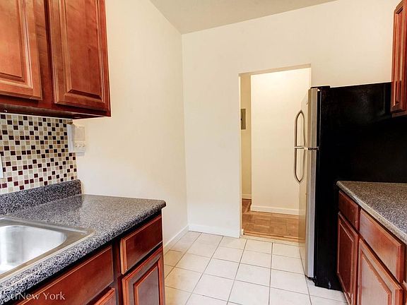 2nd image of 712 W 176th St APT 4G