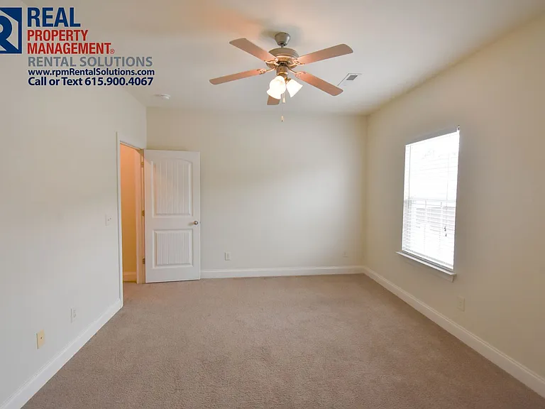 337 Rowlette Cir — Photo 13
