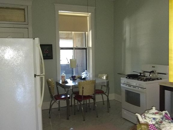 5th image of 2513 N Sawyer Ave #1