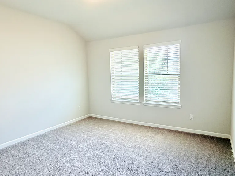 1924 McClane Dr — Photo 19