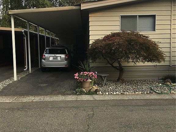 3rd image of 18425 NE 95th St Unit 132
