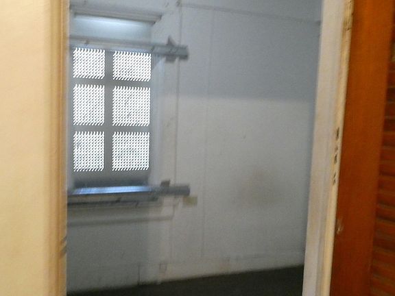 5th image of 3827 S Wolcott Ave