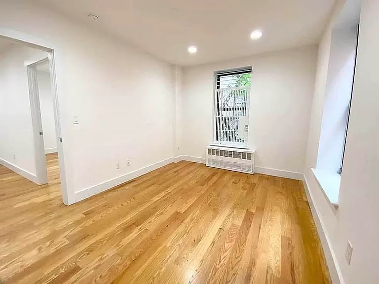 273 W 150th St #3C — Photo 6