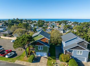 2136 NW Mast Ave, Lincoln City, OR 97367