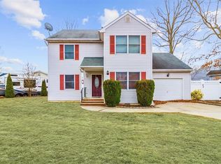 7 High Ridge Rd, Little Egg Harbor, NJ 08087