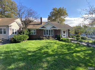 212 Wilson St, Hackensack, NJ 07601