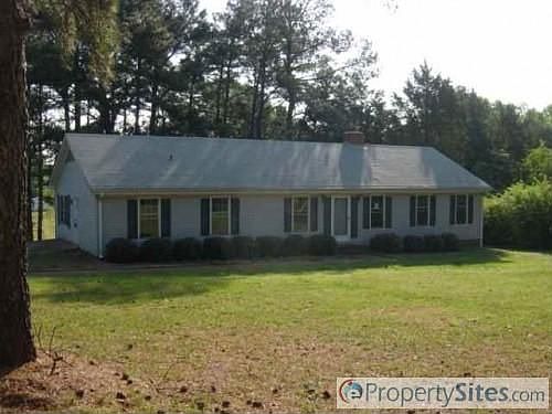 1st image of 203 Apple Blossom Ln