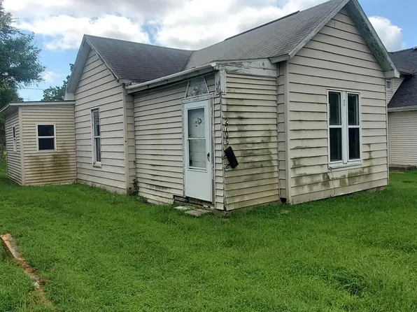2706 Avenue N, Fort Madison, IA 52627