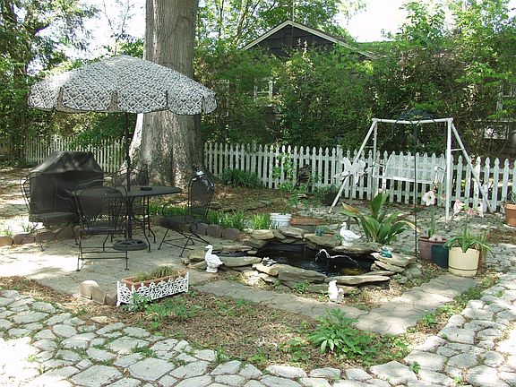 Put your favorite fish in this pond...