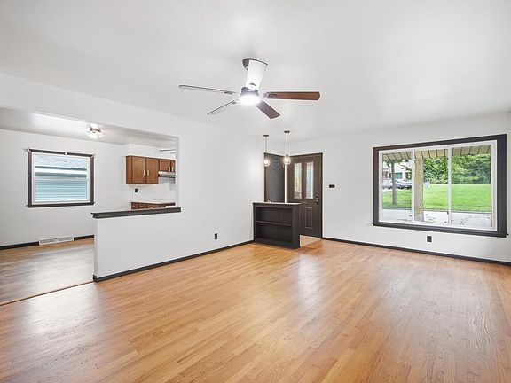 2nd image of 6500 N 52nd STREET