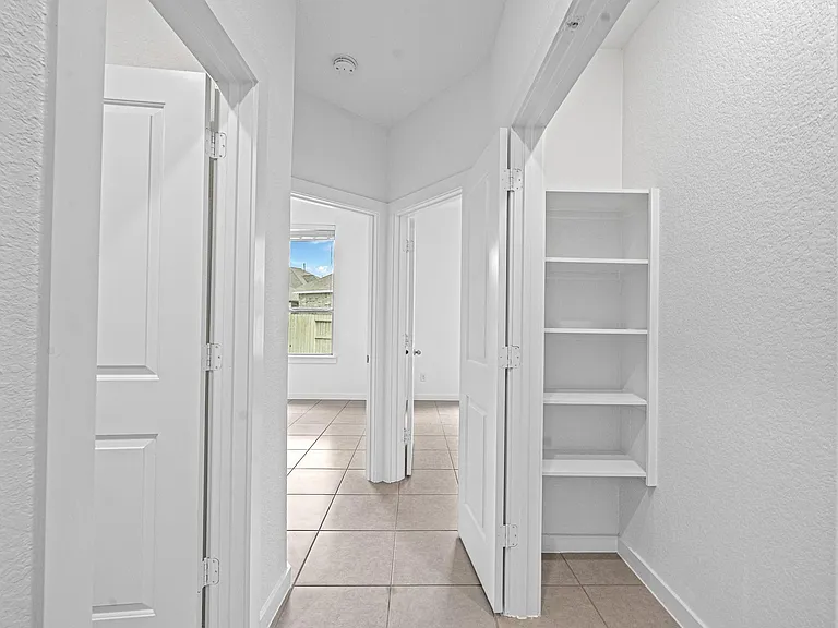 2221 Forest Trace Ln — Photo 23
