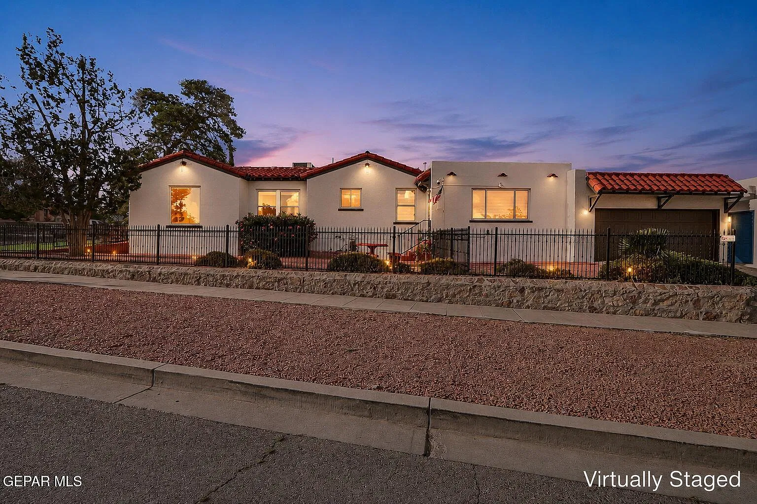 4 bed, 3.0 bath, 3050 sqft, $3,900 — Photo 1