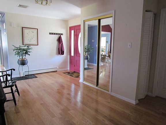 Large Foyer area