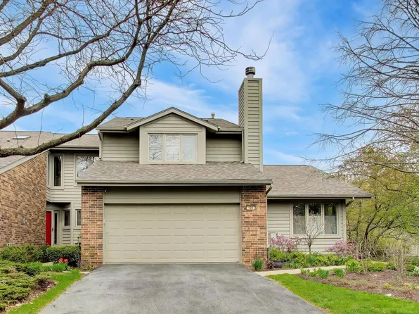 126 Commons Dr, Palos Park, IL 60464