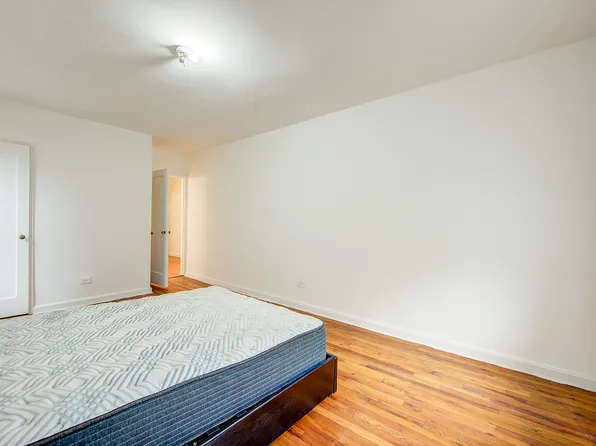 67-12 Yellowstone Boulevard image 19 of 31