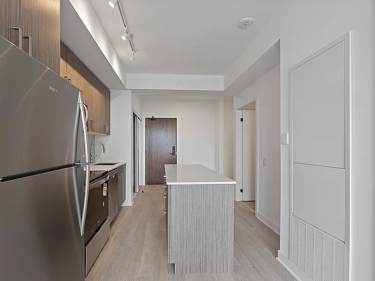 2782 Barton St E #608 — Photo 13