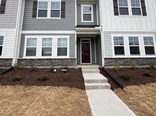 1827 Aspen River Ln, Apex, NC 27502