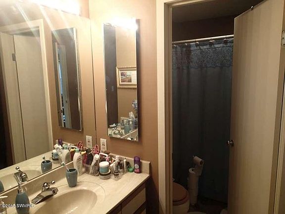 5th image of 297 W Clay Ave APT 409