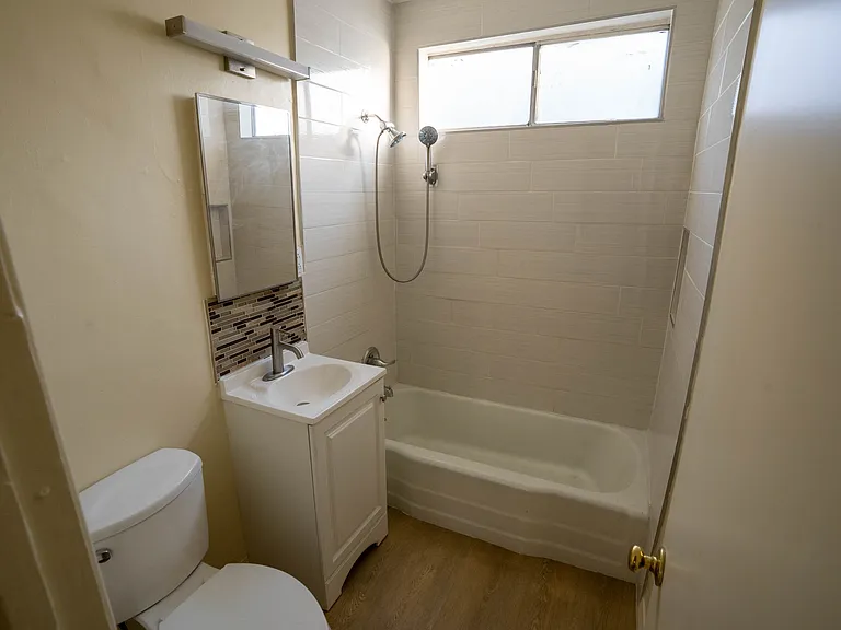 1941 Orchard Ave #3 — Photo 12