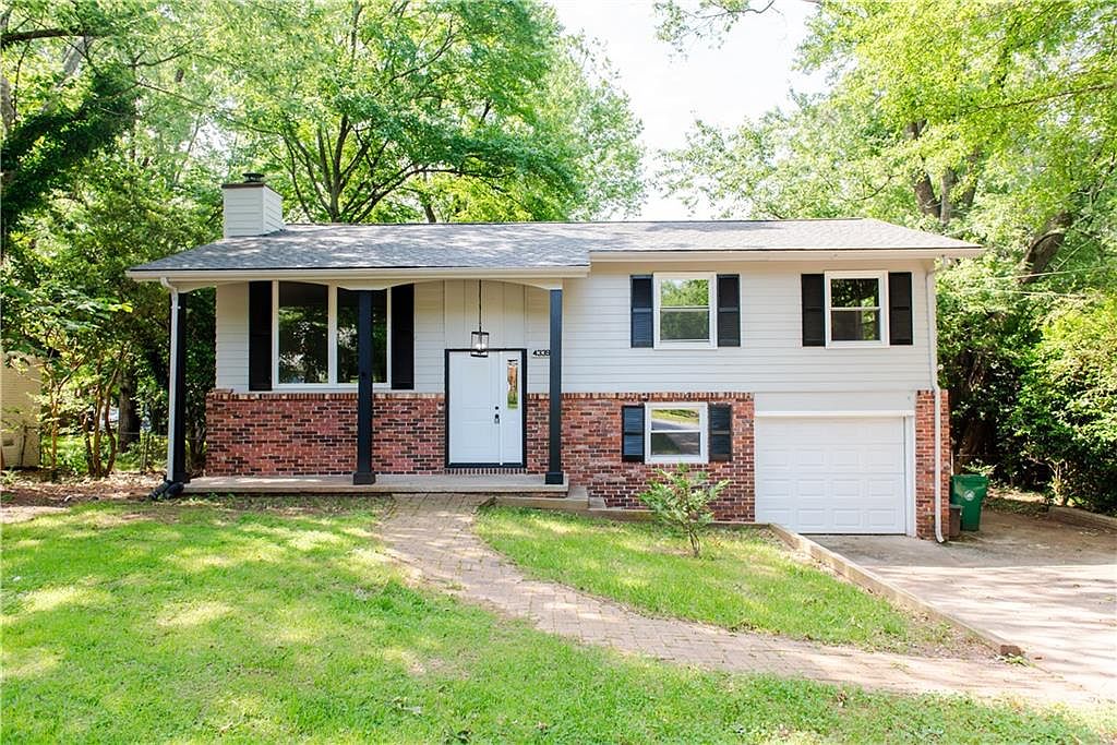 mayte♡ 4339 Main St, Brown City, MI 48416 | MLS #20250016052 | Zillow