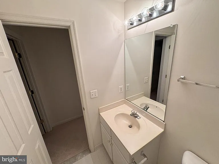 5901 Ewing Pl — Photo 36