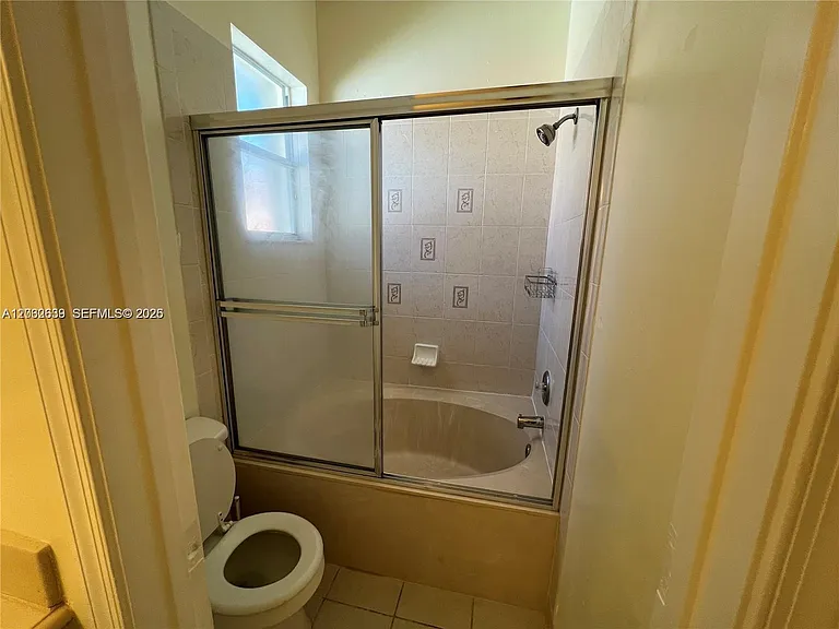 2240 Portofino Ave — Photo 8