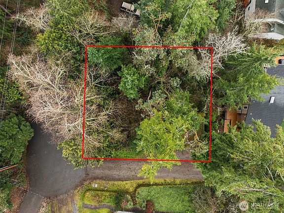 2nd image of 0 XX 209th Avenue NE
