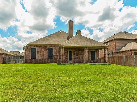 3rd image of 1508 Salado Trl