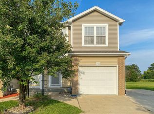 3703 Summer Sage Ct, Champaign, IL 61822