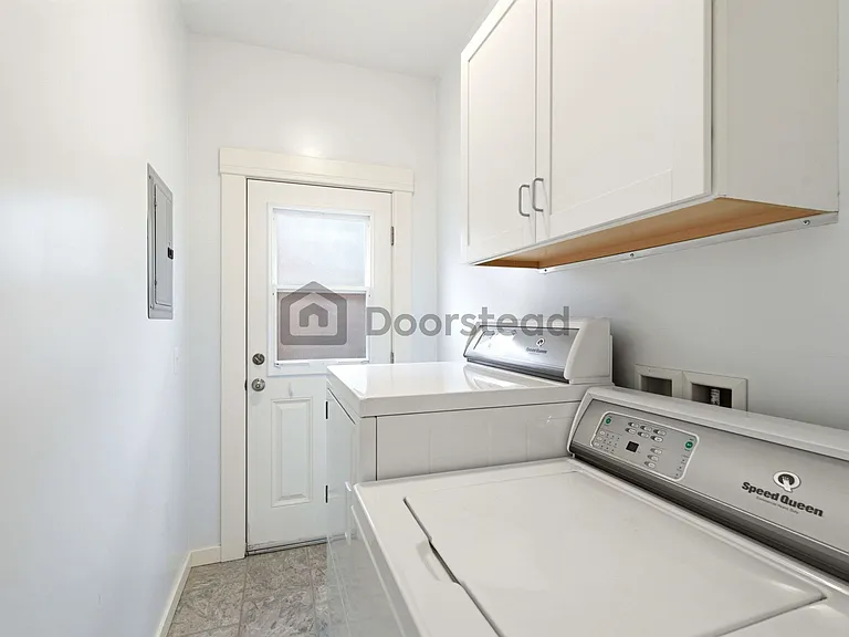 659 43rd St — Photo 22