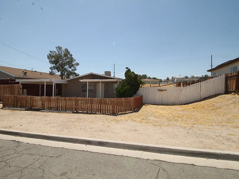 950 Purple Sage Ct — Photo 16